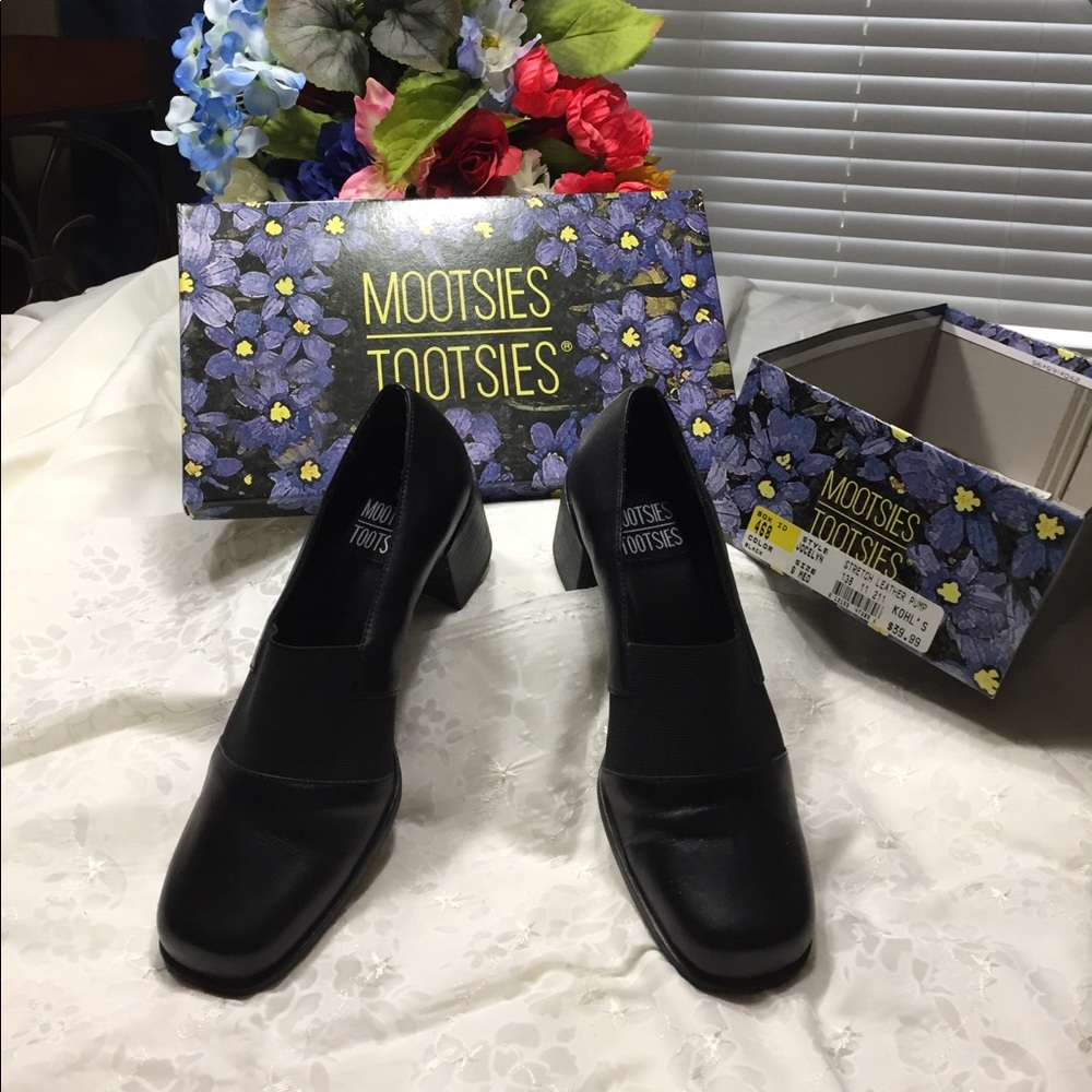 Black leather very comfortable shoes